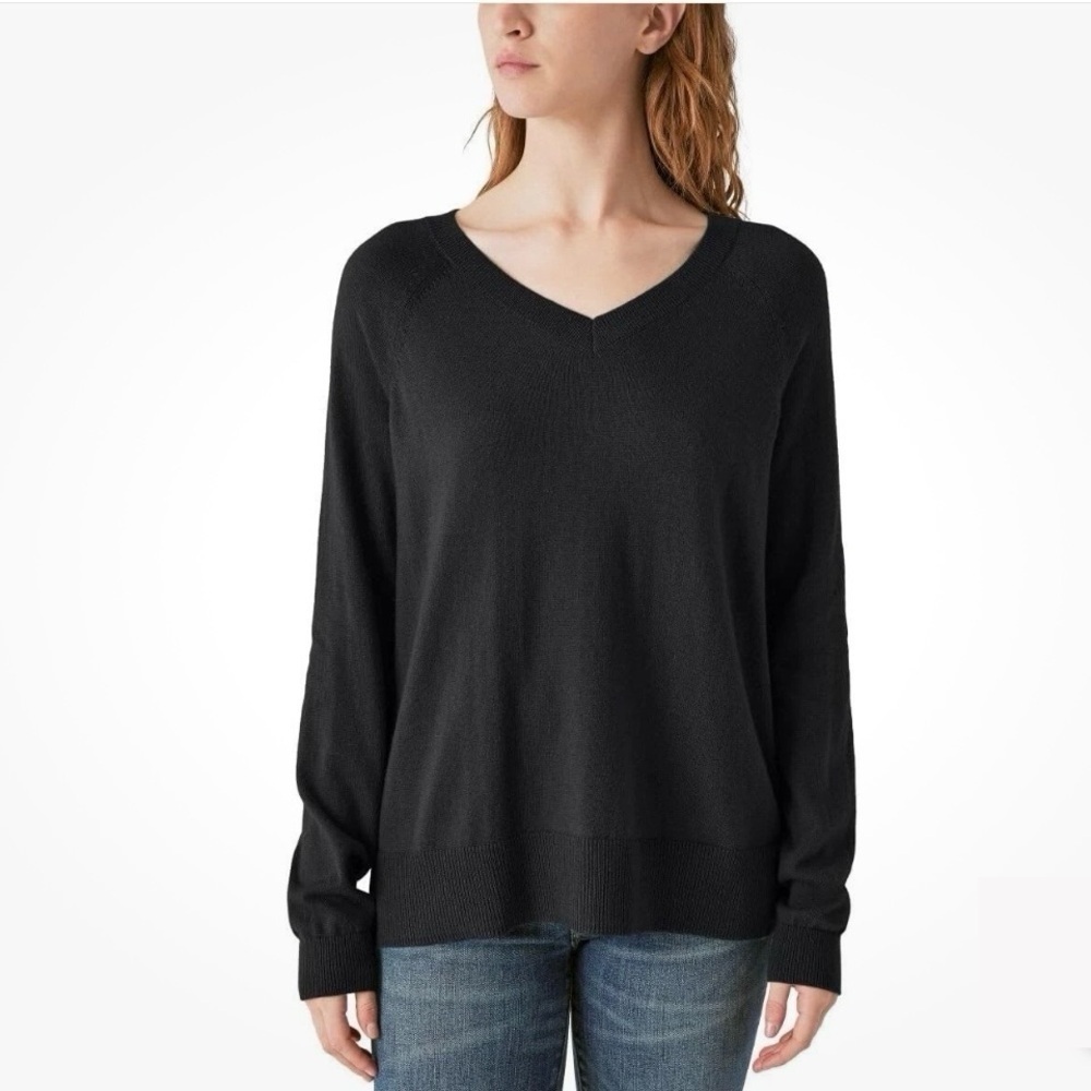 EUC Lucky Brand V-neck Sweater